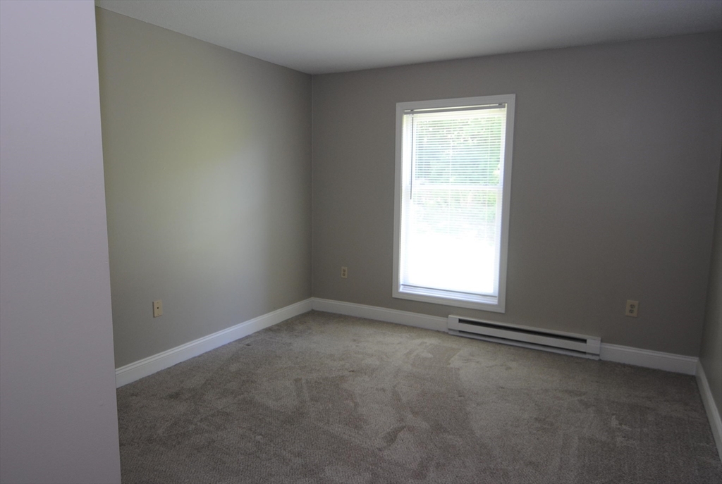 124 Eastern Ave, Manchester