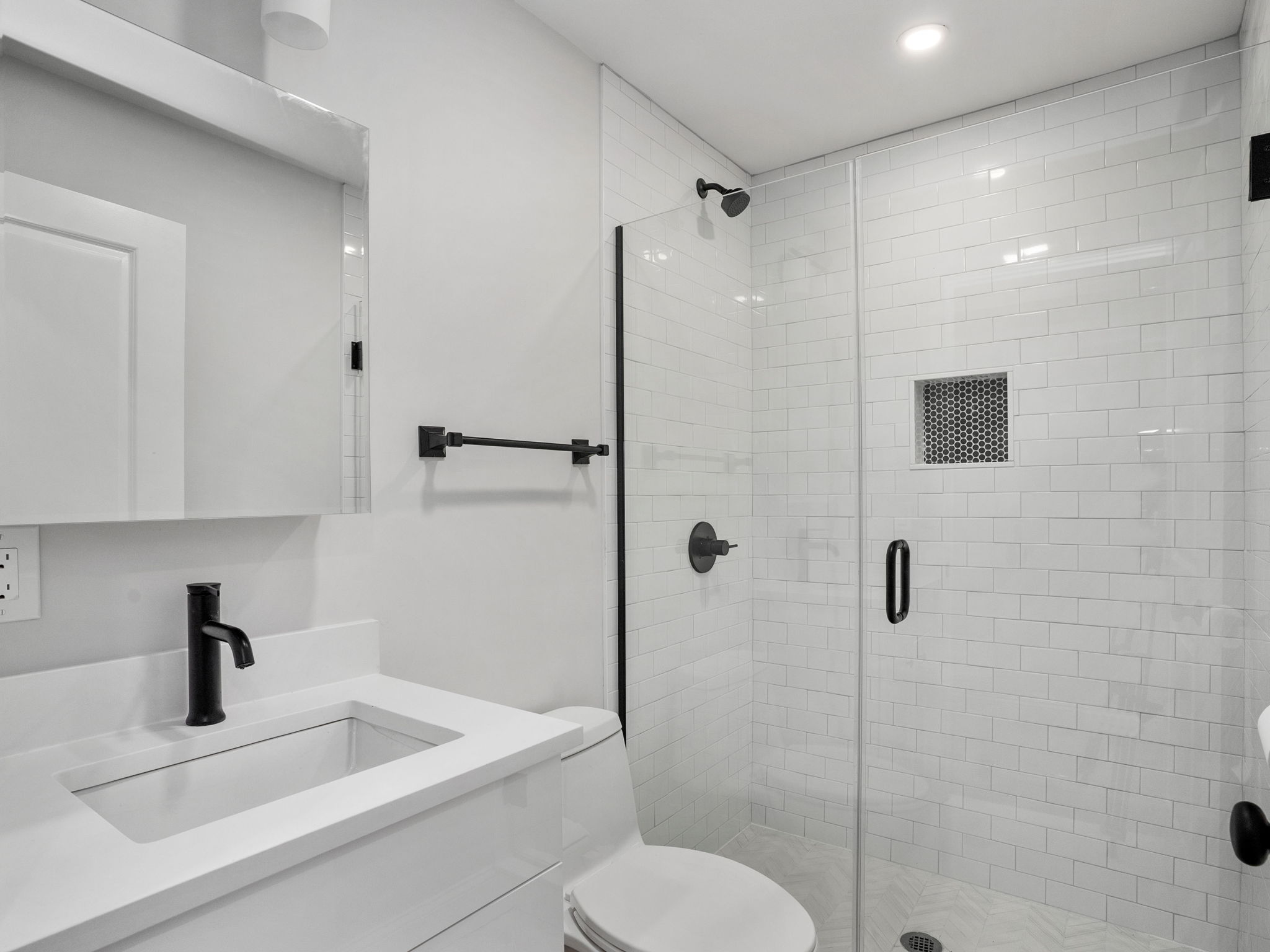 176 Salem St, North End