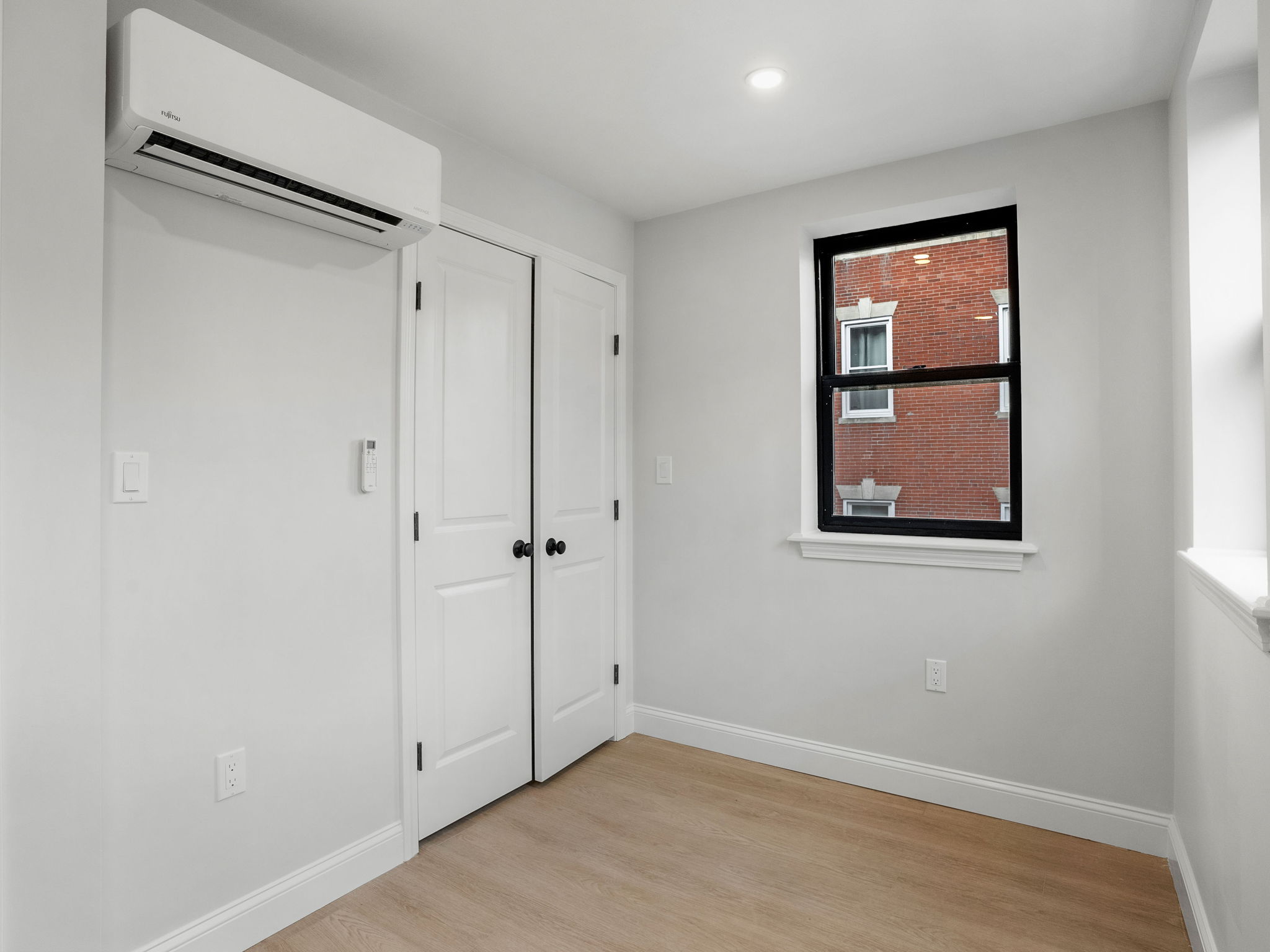 176 Salem St, North End