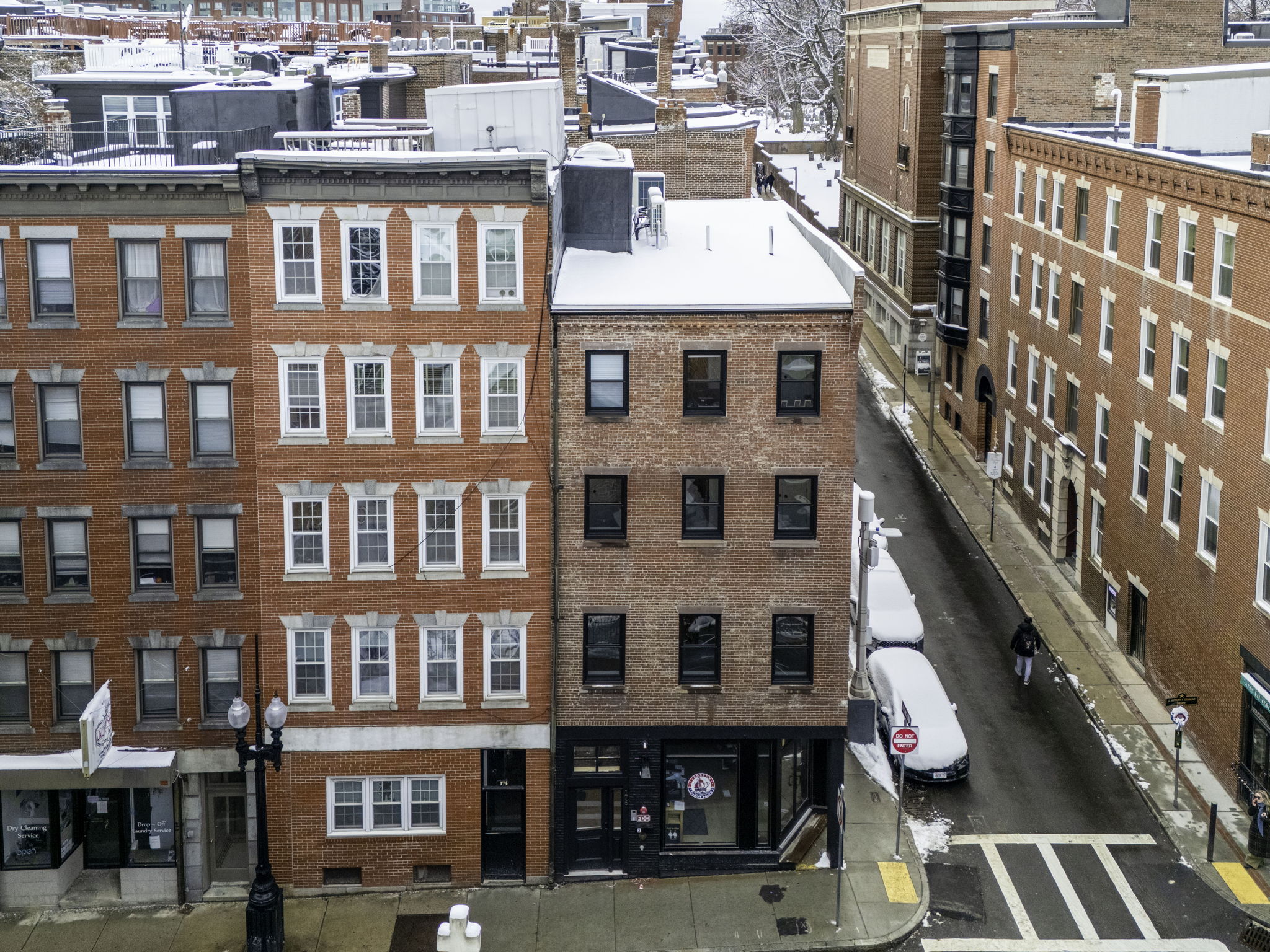 176 Salem St, North End