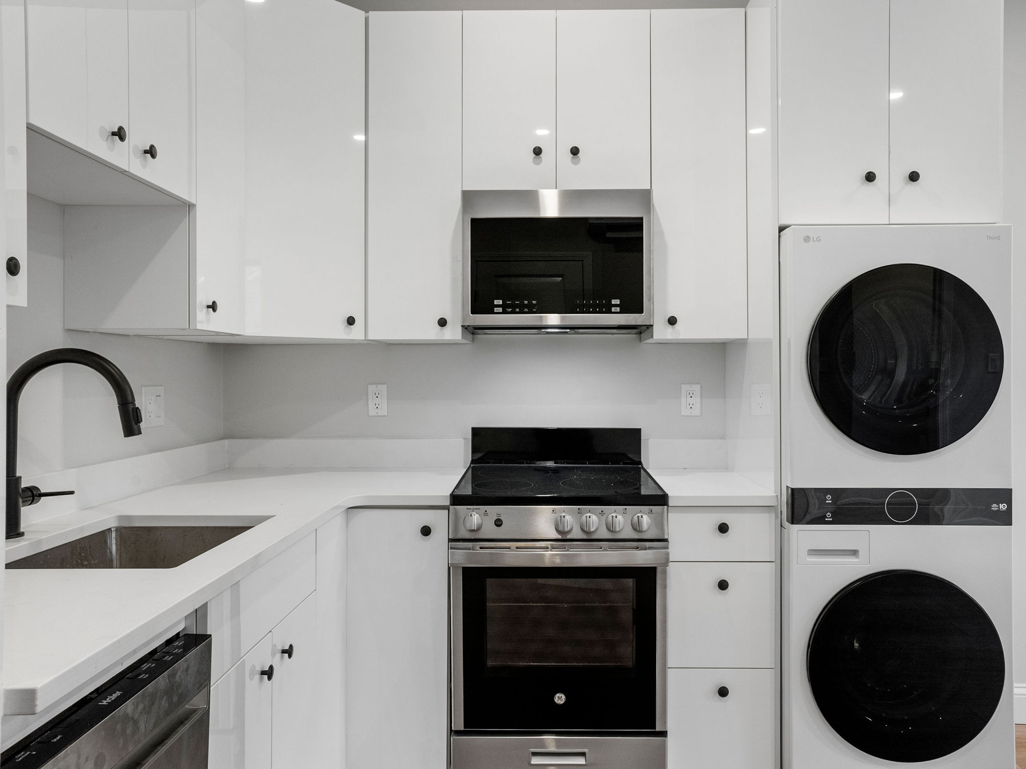 176 Salem St, North End