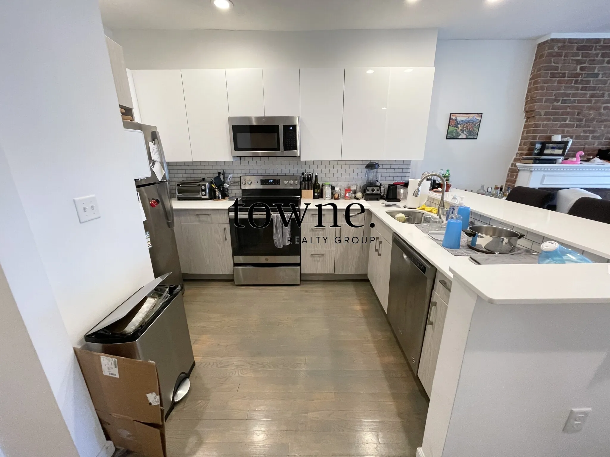 1406 Beacon St, Corey Hill