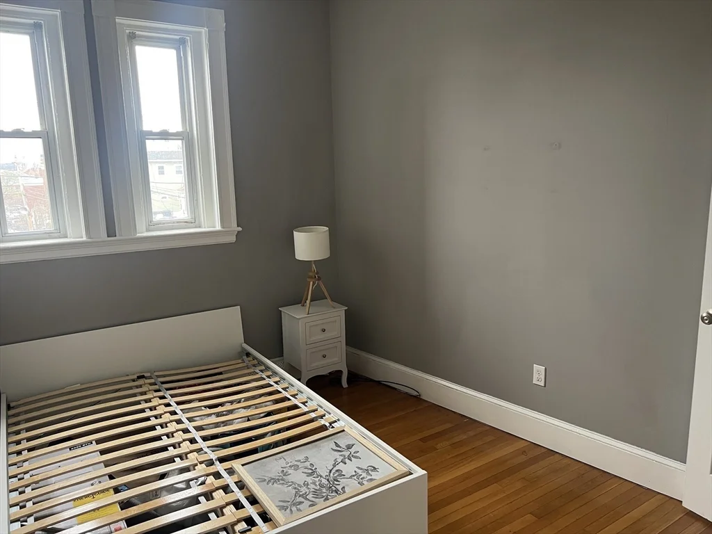 267 Washington Ave, Winthrop