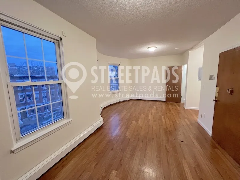 46 South Huntington Ave, Mission Hill