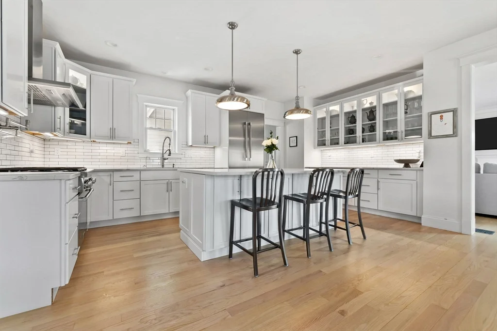 4 Gabaree Ct, Newburyport