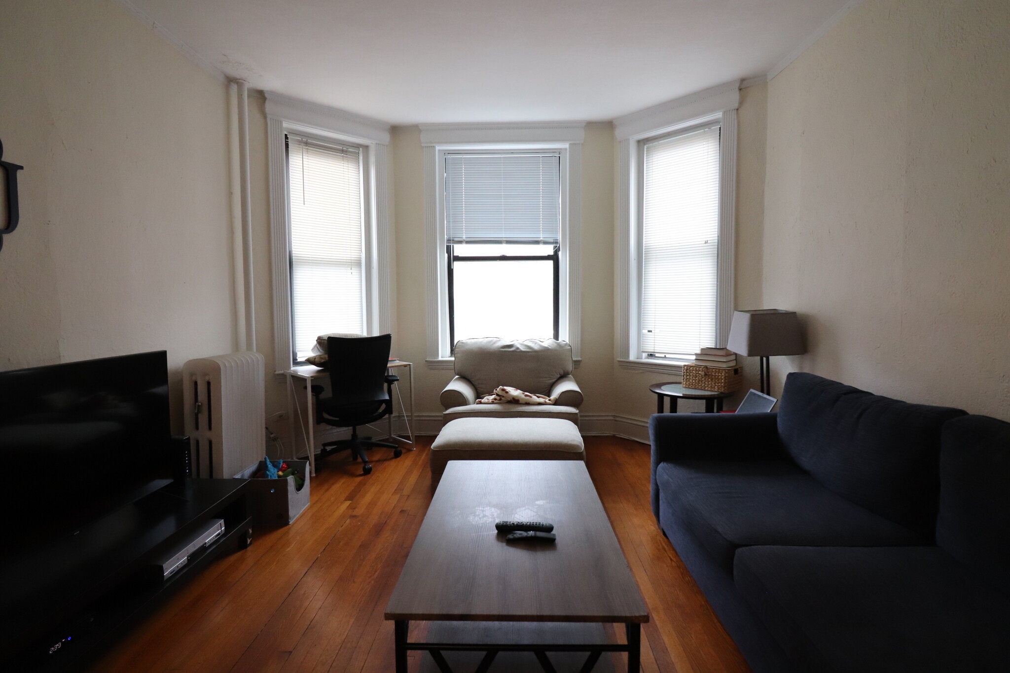 1 bed, 1 bath apartment for rent at 1959 Commonwealth Ave Unit 1, Allston — photo 3 of 14