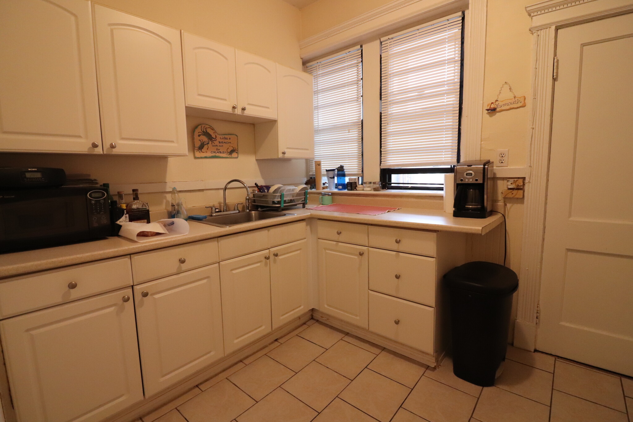 1 bed, 1 bath apartment for rent at 1959 Commonwealth Ave Unit 1, Allston — photo 6 of 14