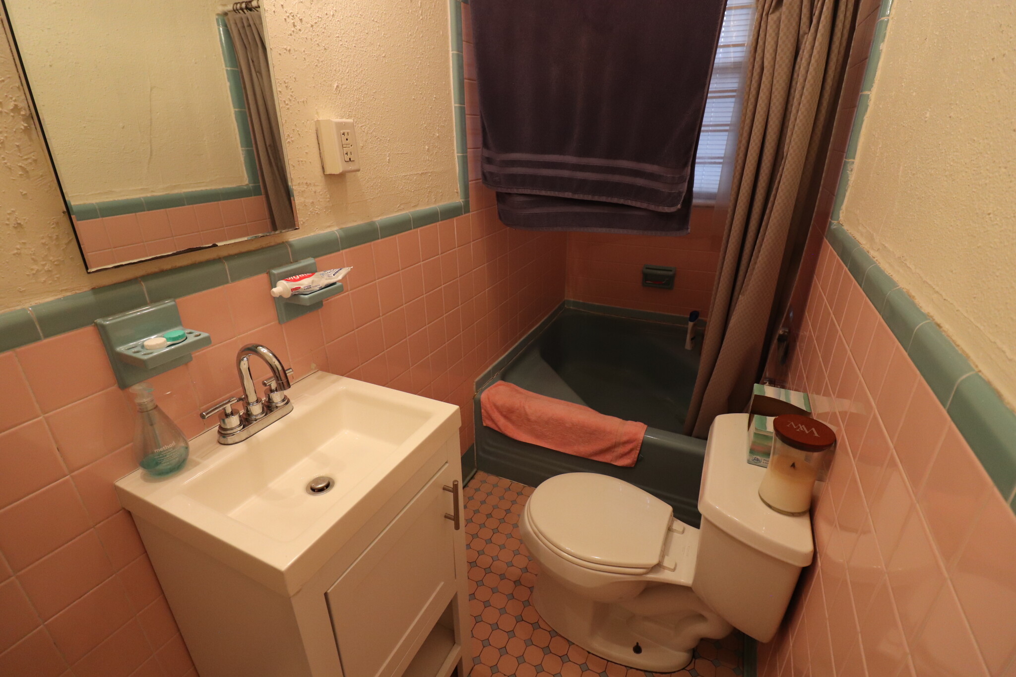 1 bed, 1 bath apartment for rent at 1959 Commonwealth Ave Unit 1, Allston — photo 11 of 14