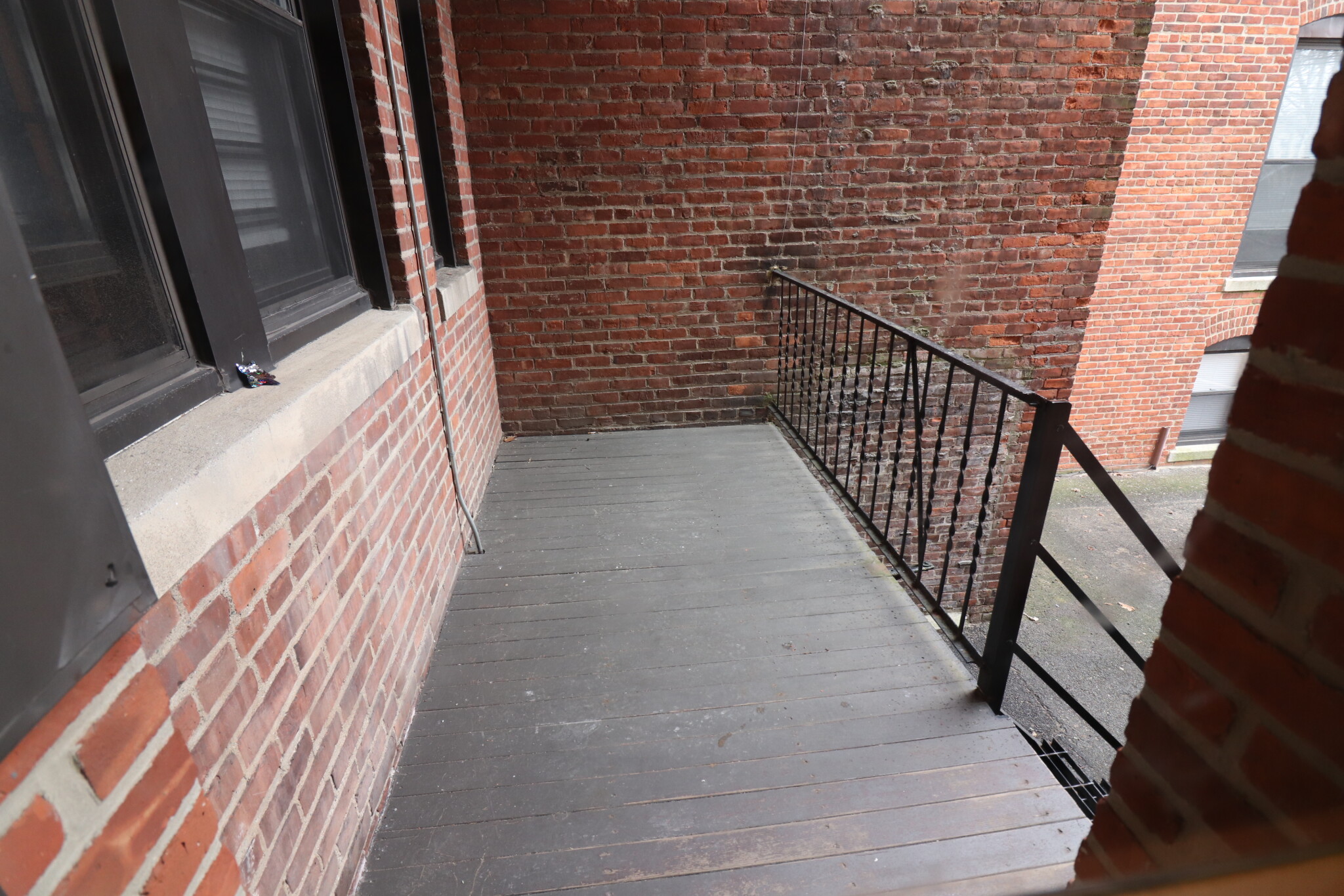 1 bed, 1 bath apartment for rent at 1959 Commonwealth Ave Unit 1, Allston — photo 12 of 14
