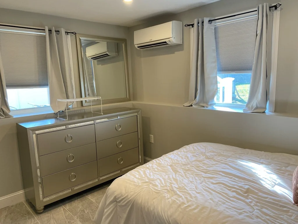 60 Cecilian Ave, Revere