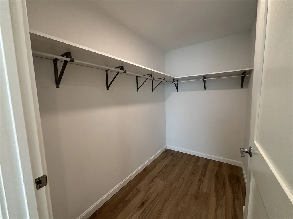 458 Washington St, Brighton