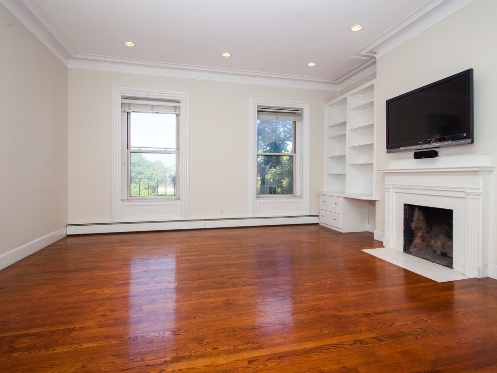 103 Beacon St, Back Bay