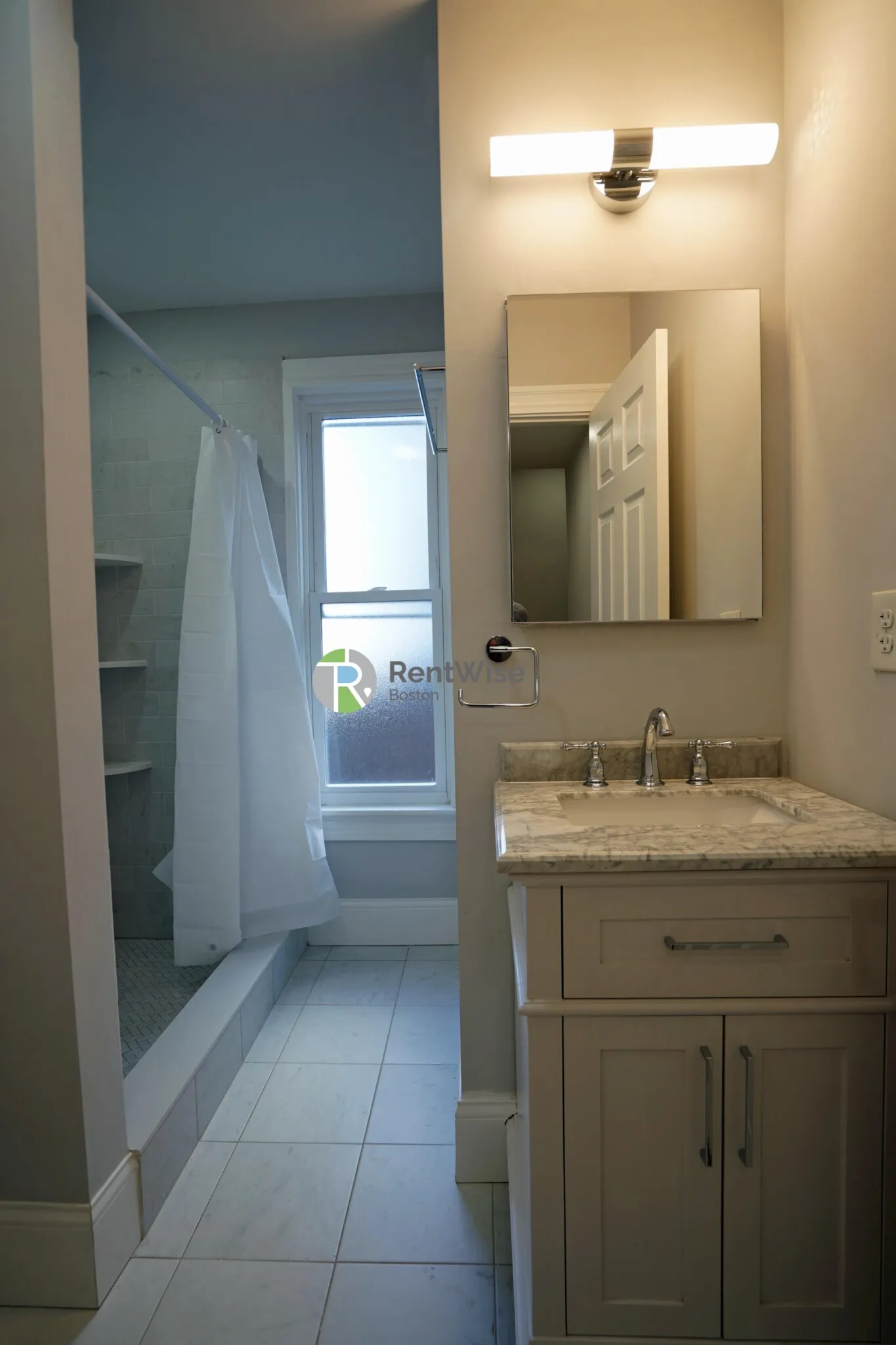 374 Oxford St, Baldwin