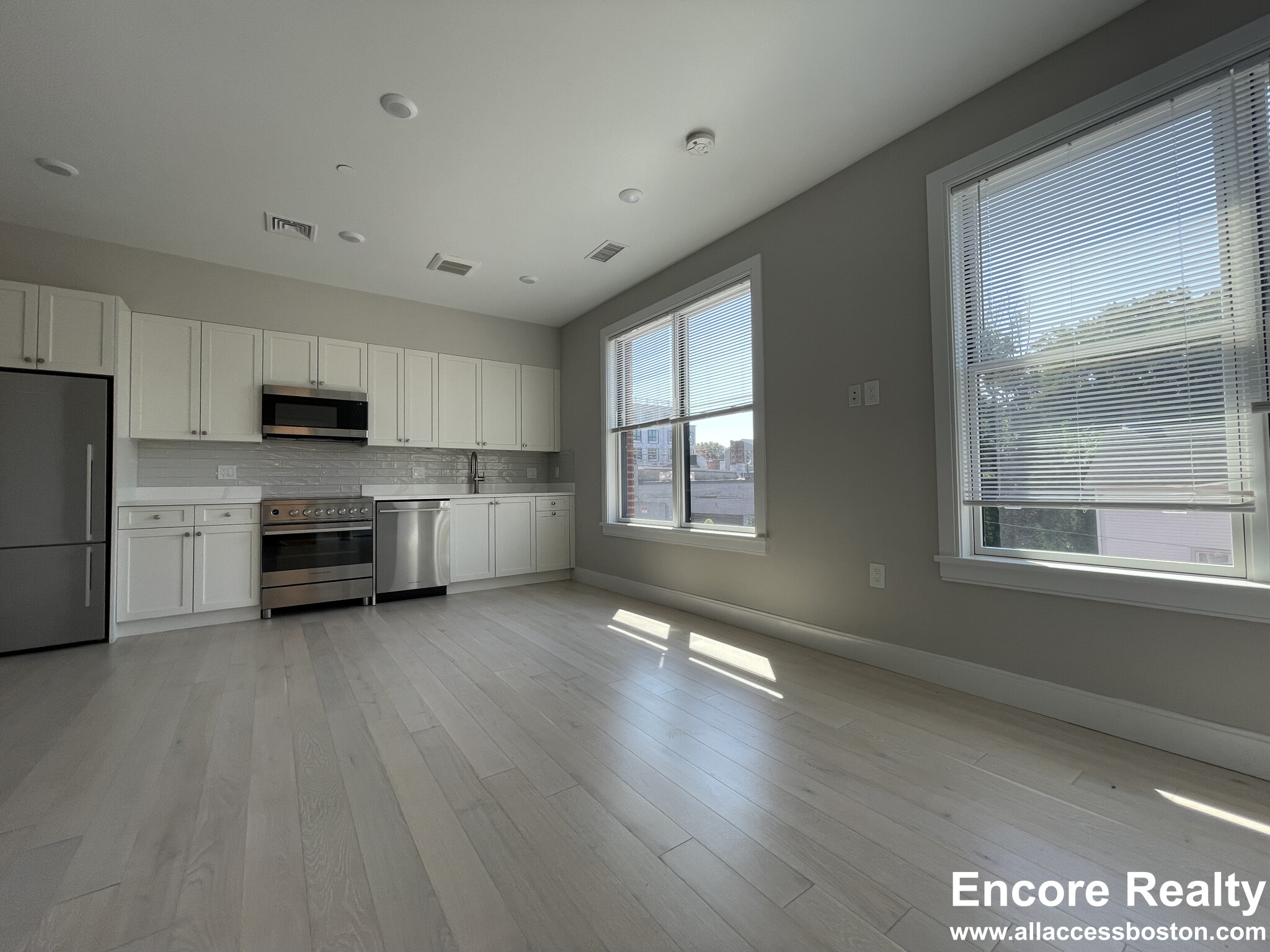 Studio bed, 1 bath apartment for rent at 197 Green St Unit 2204, Jamaica Plain — photo 3 of 11