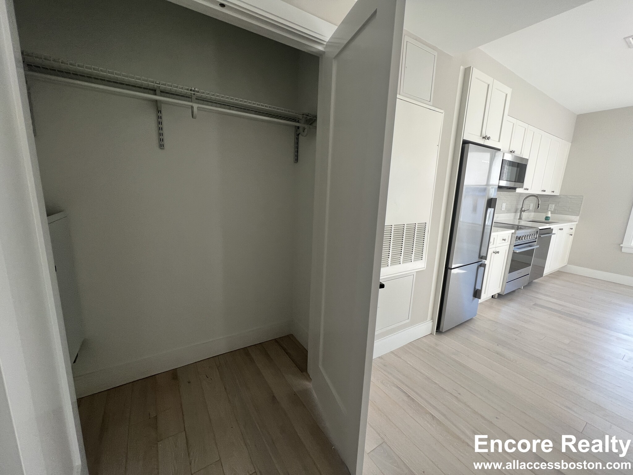 Studio bed, 1 bath apartment for rent at 203 Green St Unit 204, Jamaica Plain — photo 3 of 7