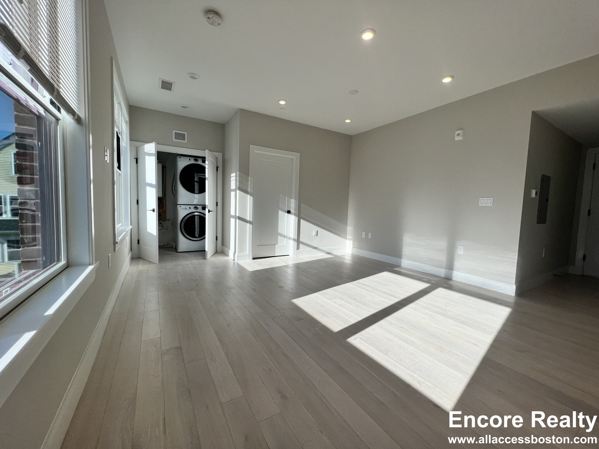 Studio bed, 1 bath apartment for rent at 203 Green St Unit 204, Jamaica Plain — photo 6 of 7
