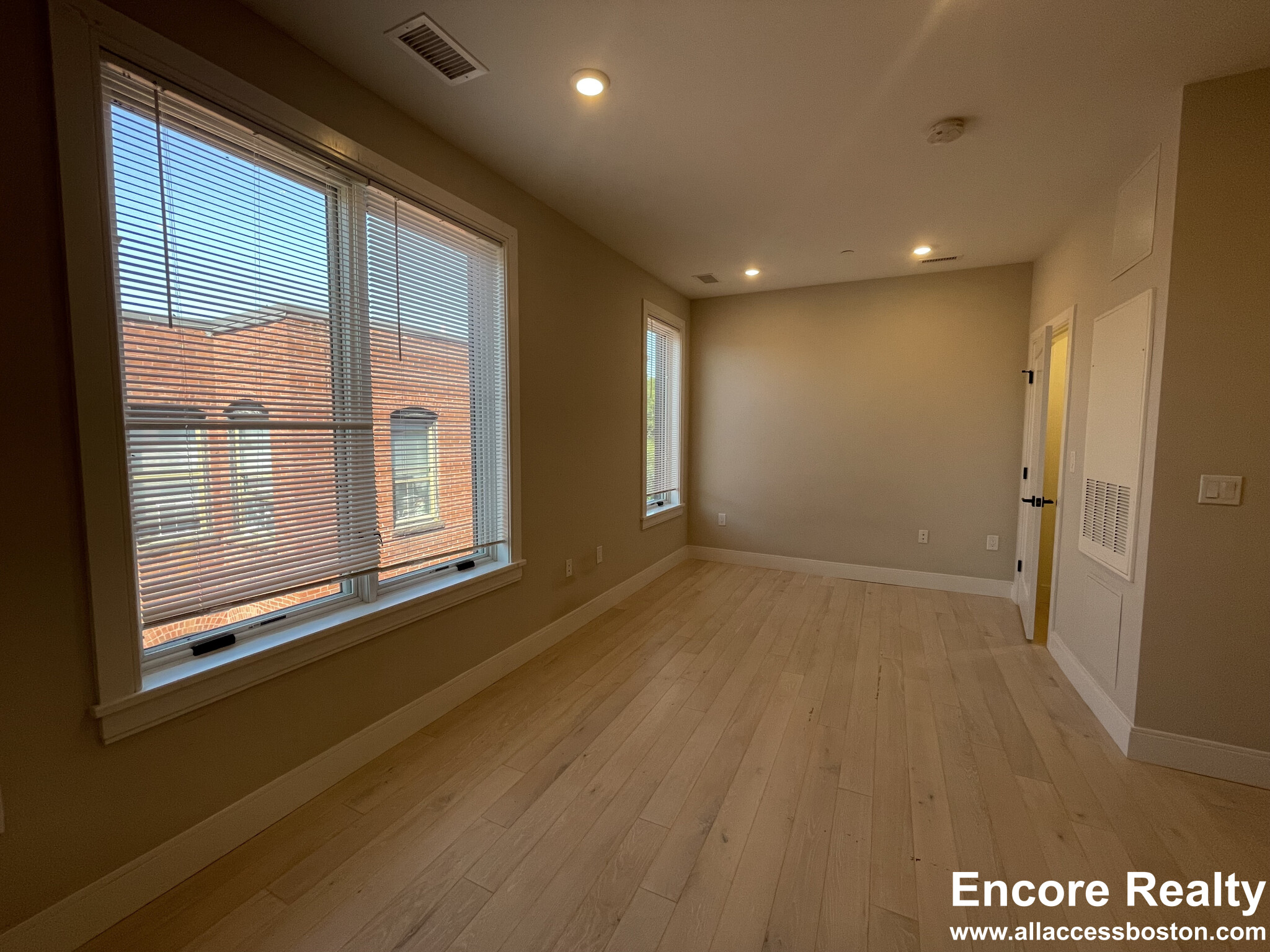 Studio bed, 1 bath apartment for rent at 197 Green St Unit 4402, Jamaica Plain — photo 3 of 7