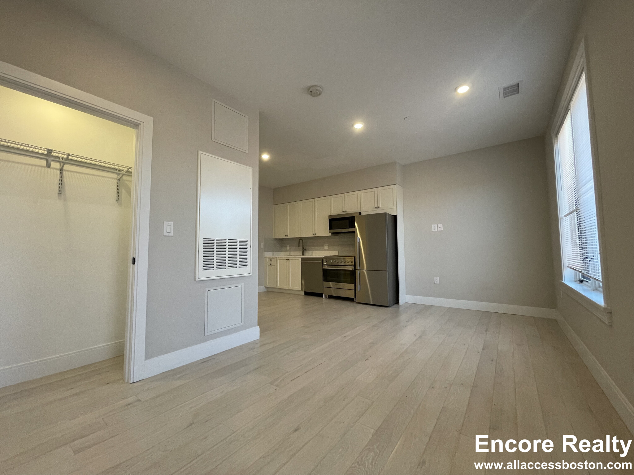 Studio bed, 1 bath apartment for rent at 197 Green St Unit 4402, Jamaica Plain — photo 4 of 7