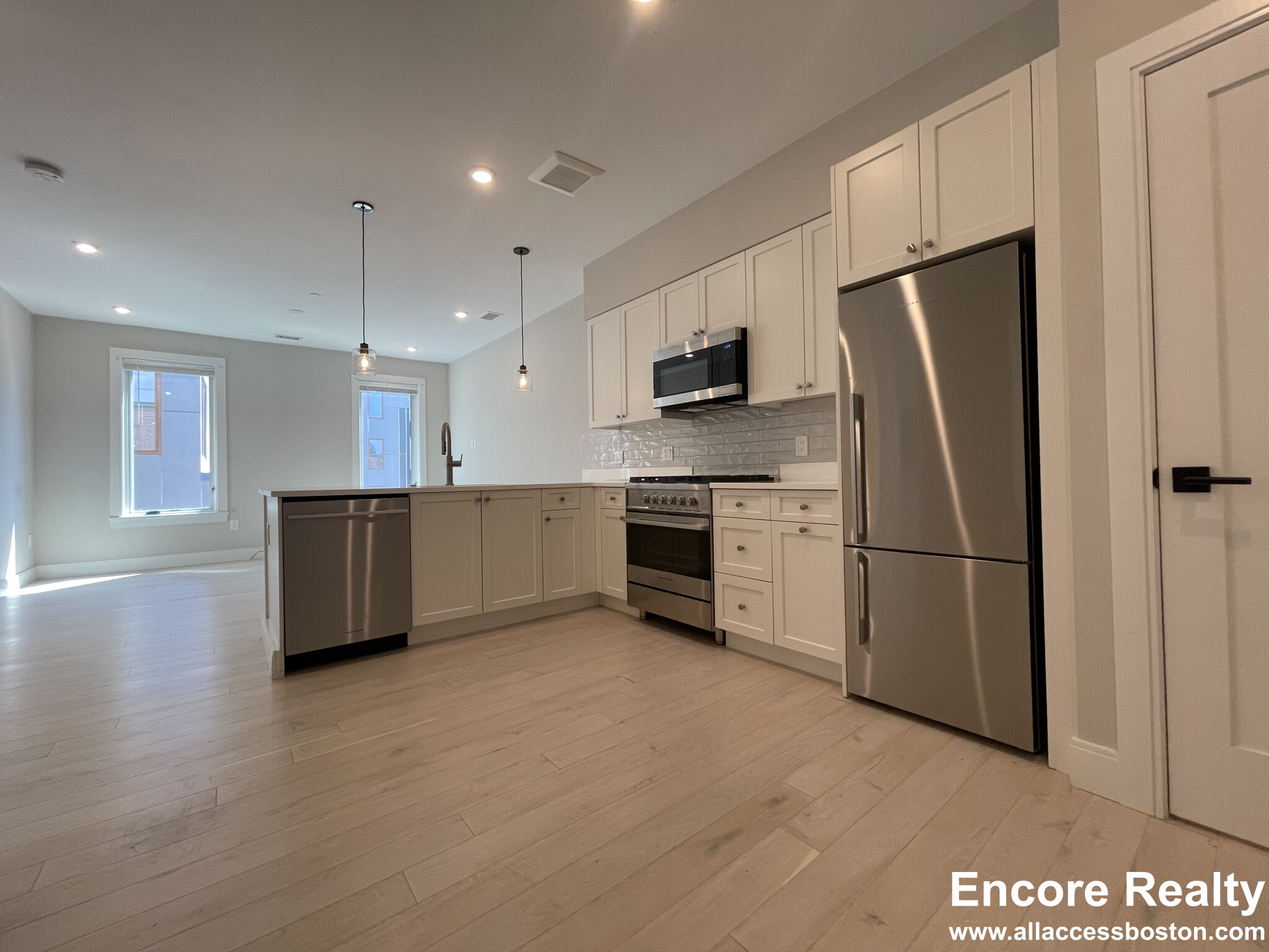 1 bed, 1 bath apartment for rent at 197 Green St Unit 306R, Jamaica Plain — photo 4 of 11