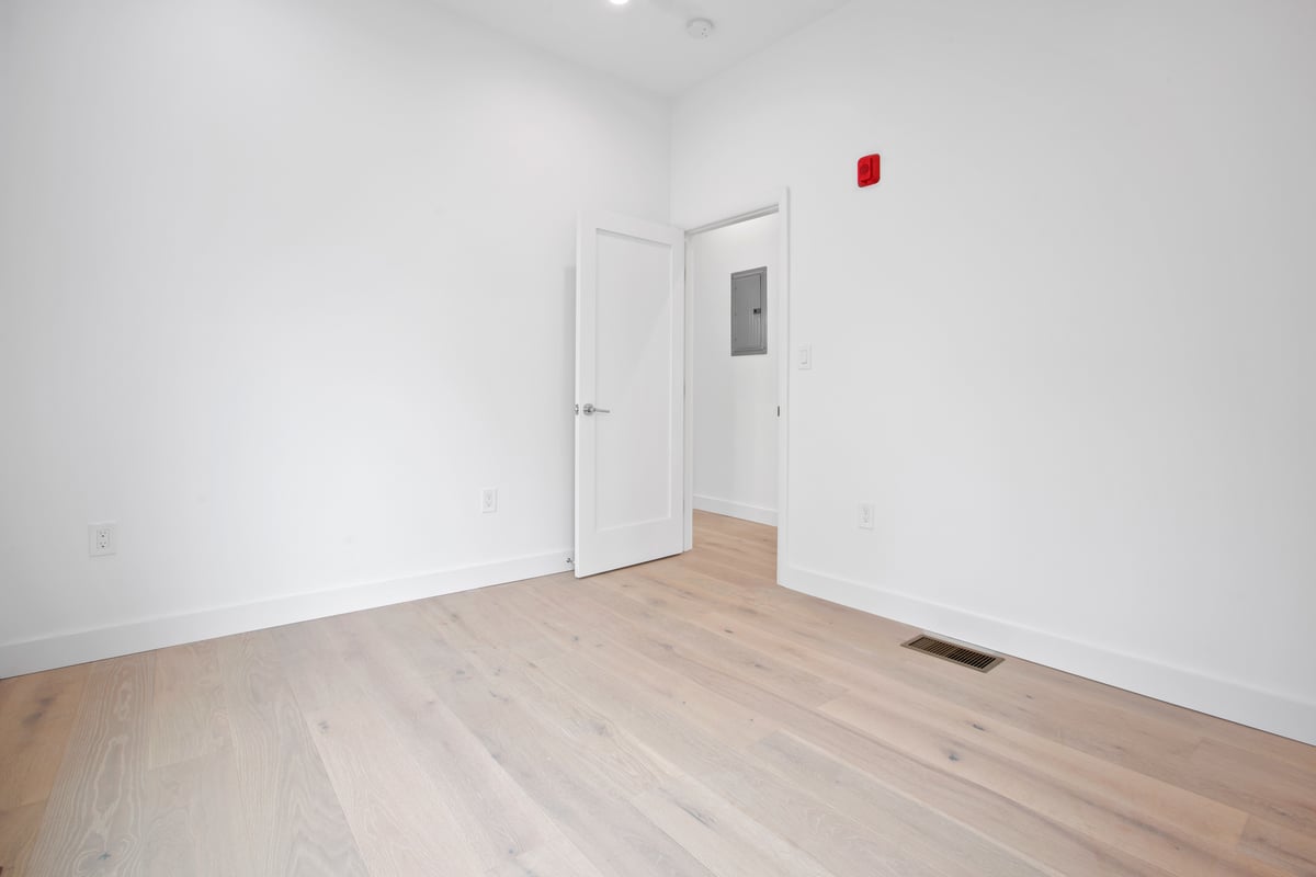 2 bed, 2 bath apartment for rent at 197 Vine St Unit 1, Everett — photo 8 of 13