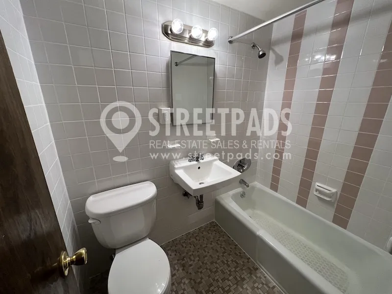 54 South Huntington Ave, Mission Hill