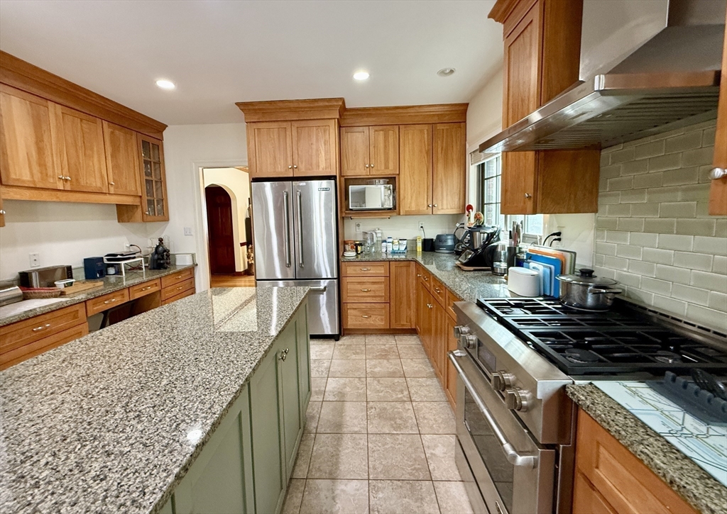 15 Winthrop Rd, Brookline