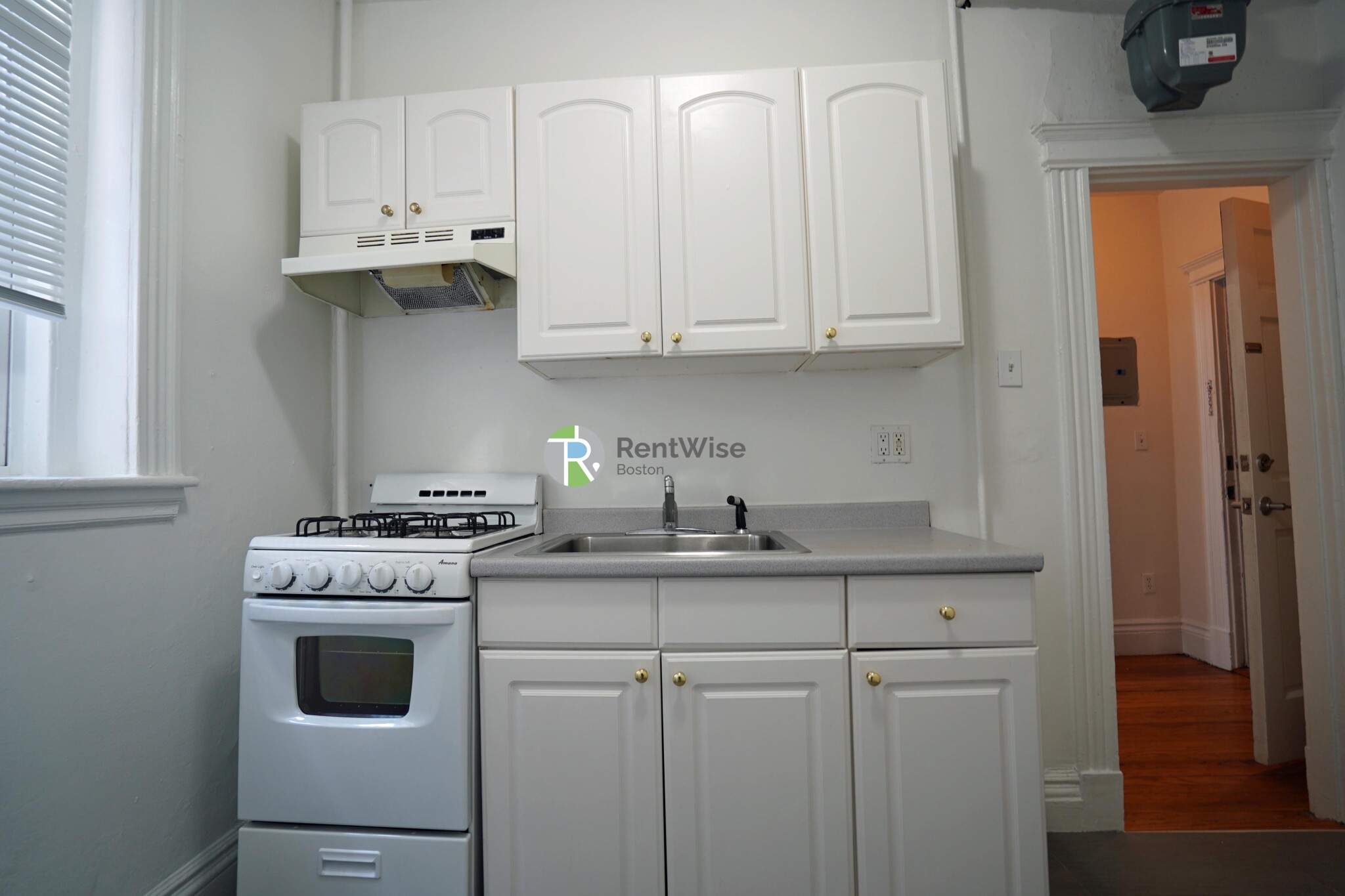 6 Camelot Ct, Brighton