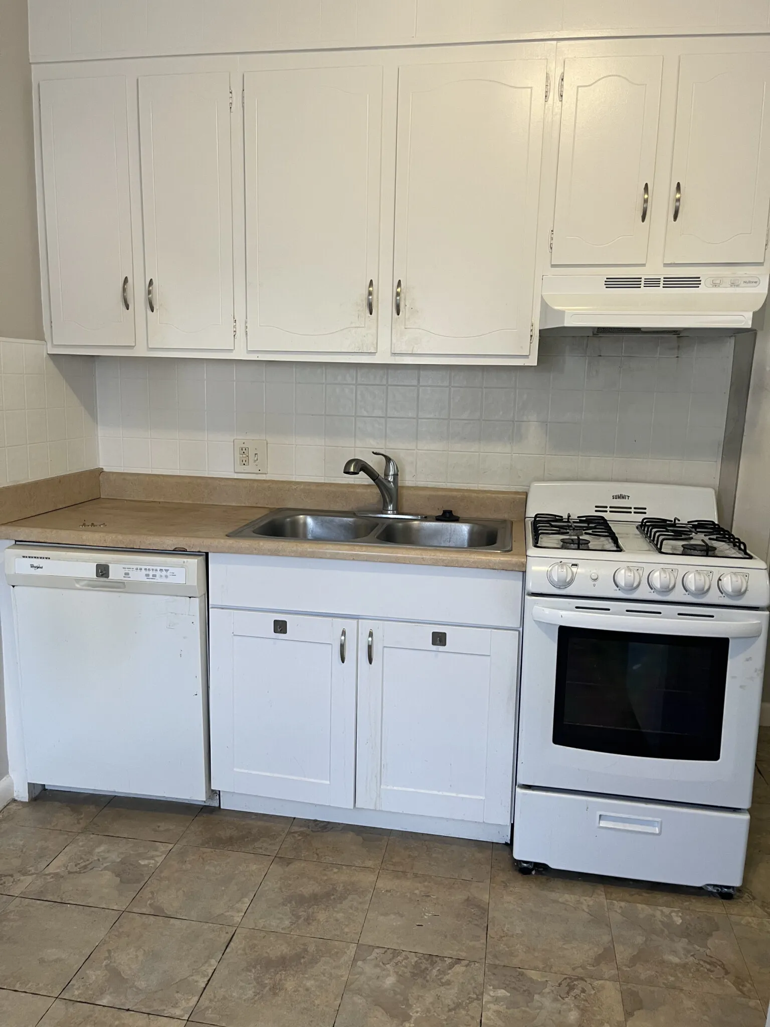 9 Elmer St, Riverside