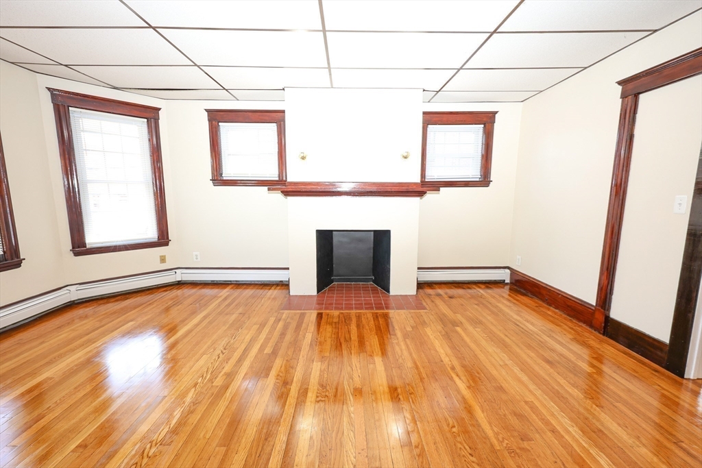 18 Pacific St, Rockland