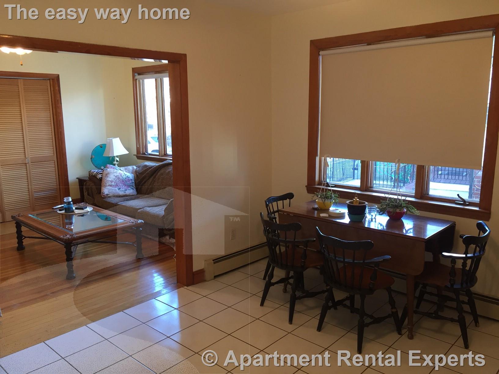 10 Windsor Rd, Tufts