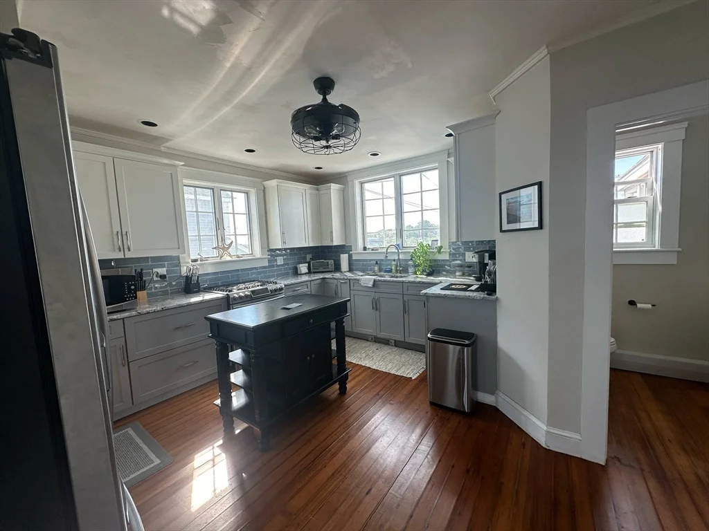 6 Oceanside, Scituate