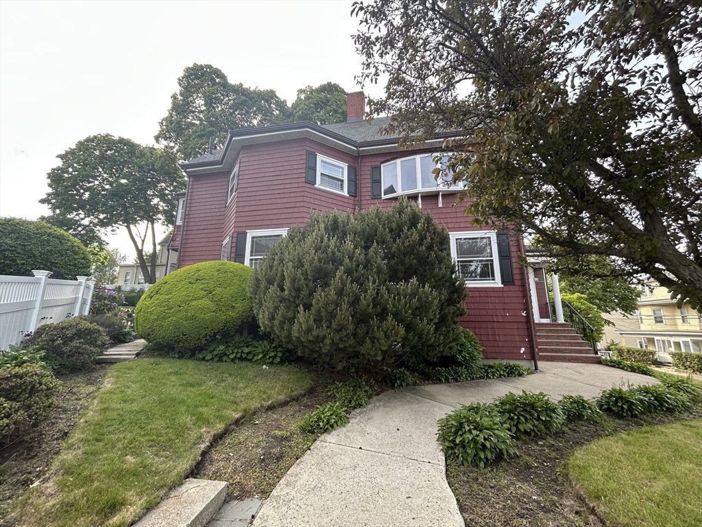 177 Bellingham Ave, Revere
