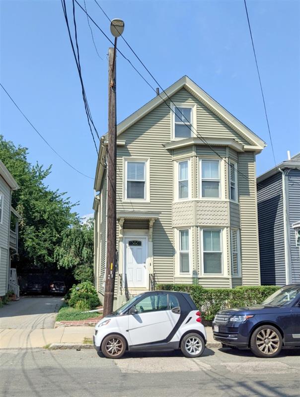 397 Washington St, Ward Two