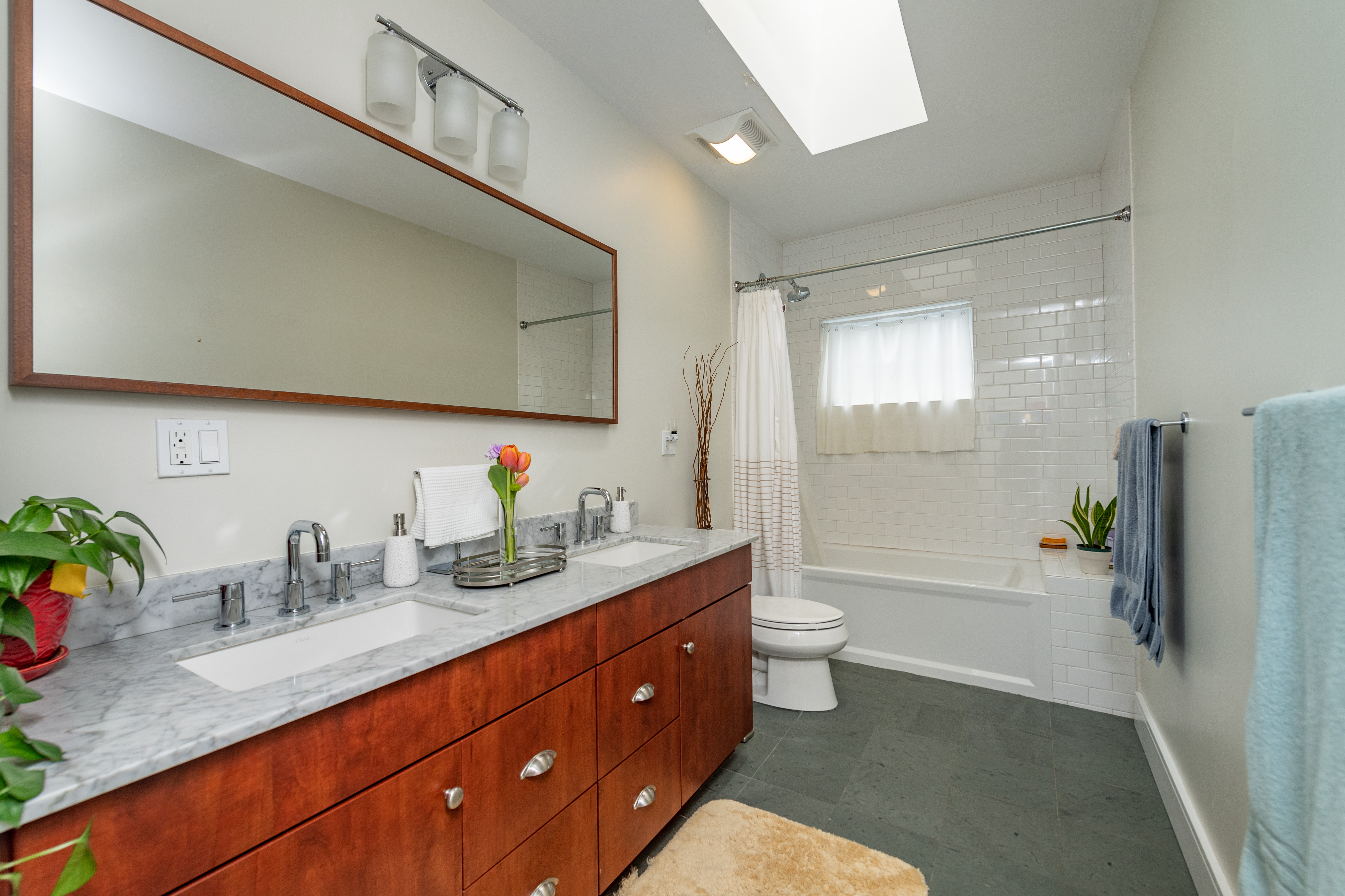 4 bed, 3 bath apartment for rent at 198 Rawson Rd Unit 2, Brookline Hills — photo 14 of 25