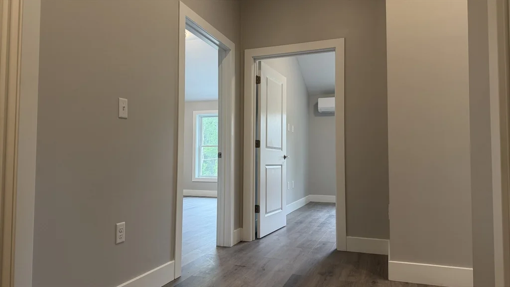 251 Sladen St, Dracut