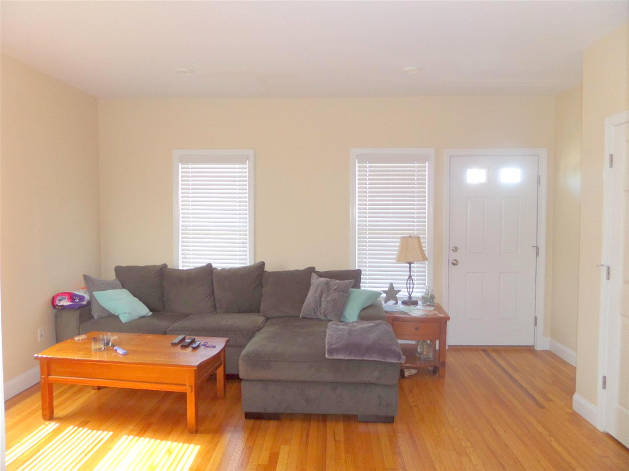 2 bed, 1 bath apartment for rent at 60 William St Unit 1, Medford — photo 4 of 11