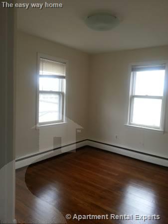 9 Gould Ave, Porter Square