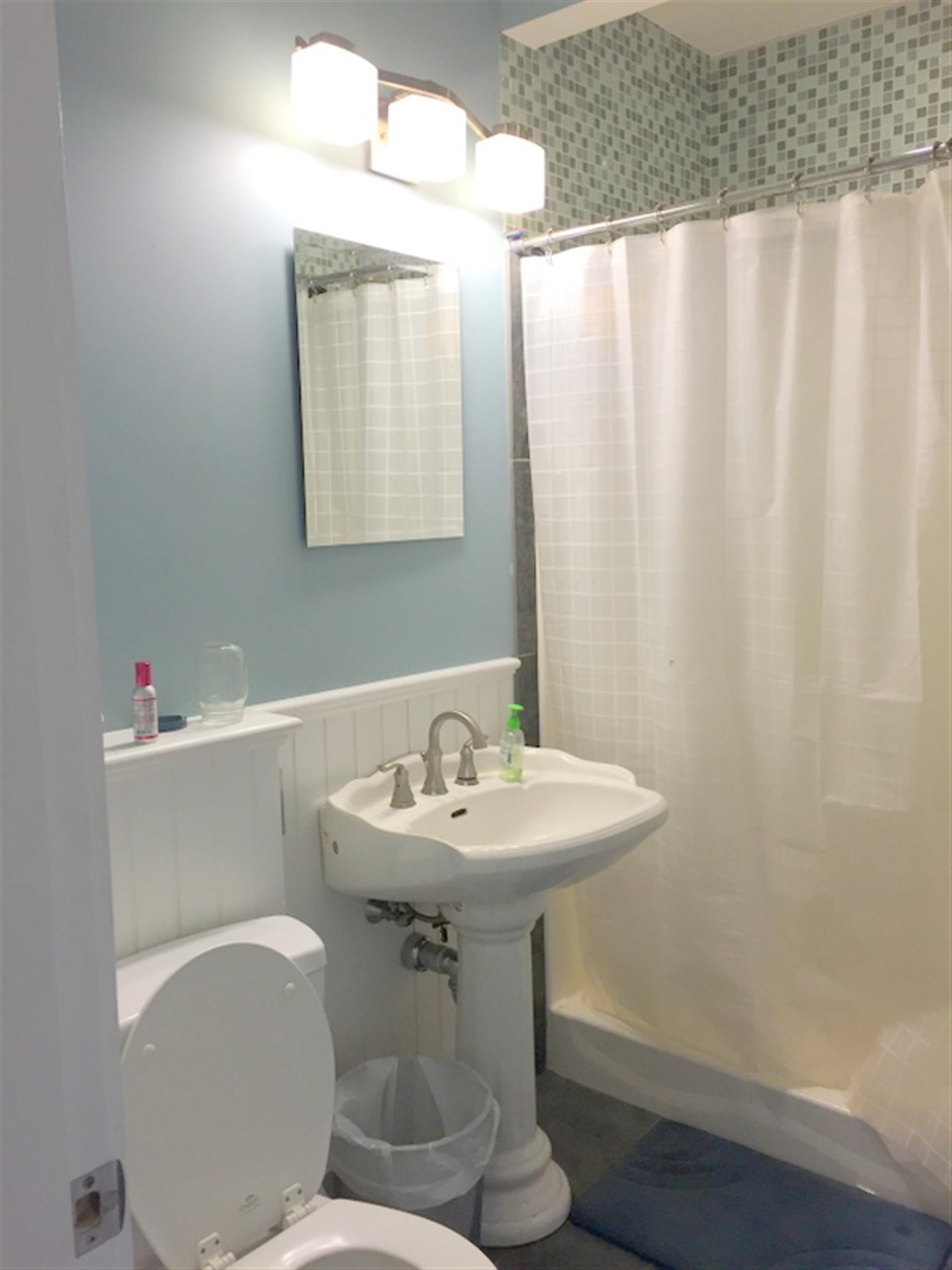 2 bed, 1 bath apartment for rent at 26 Burget Ave Unit 1, Medford — photo 4 of 12