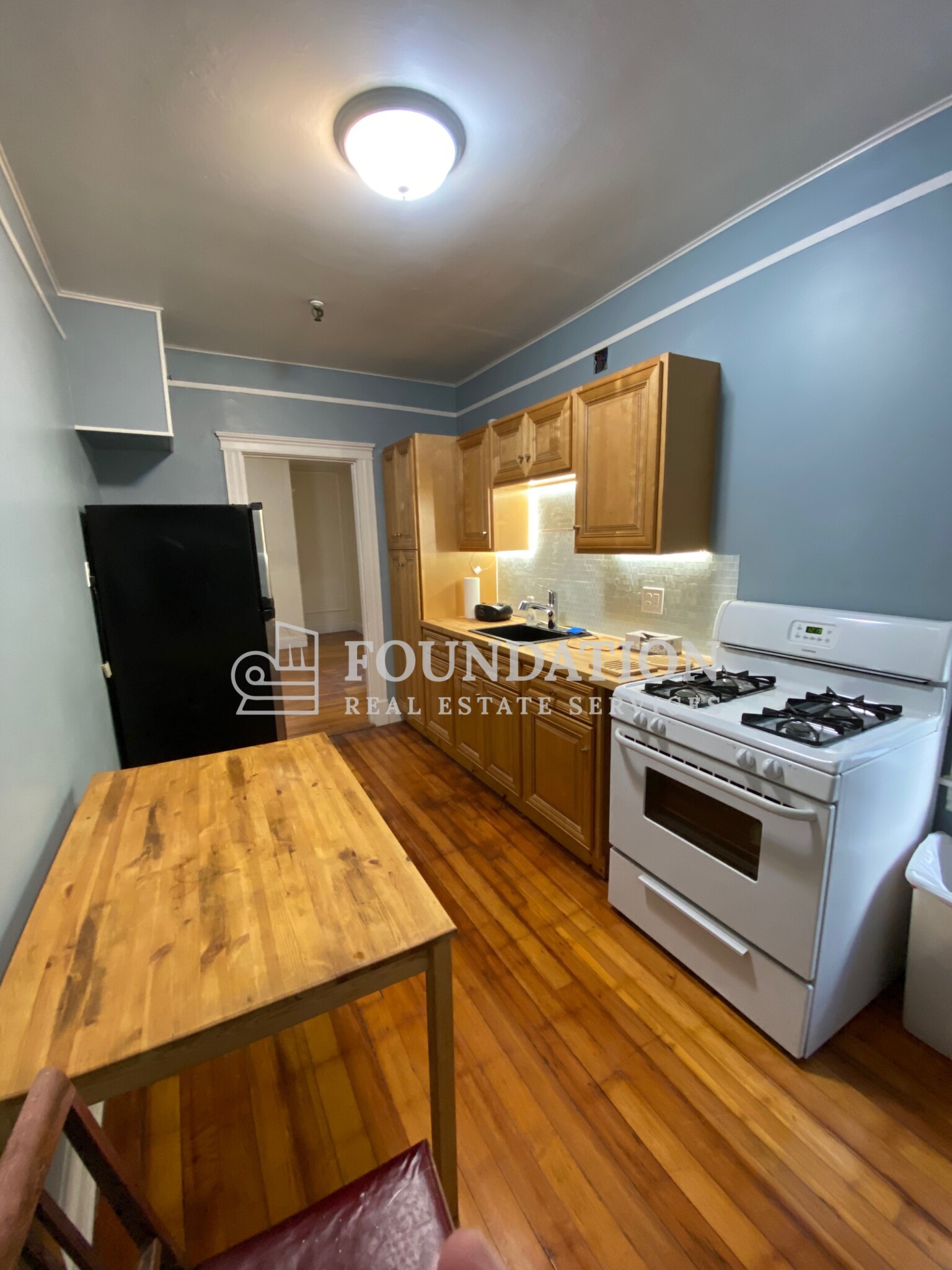 1 bed, 1 bath apartment for rent at 1999 Commonwealth Ave Unit 9, Brighton — photo 15 of 17