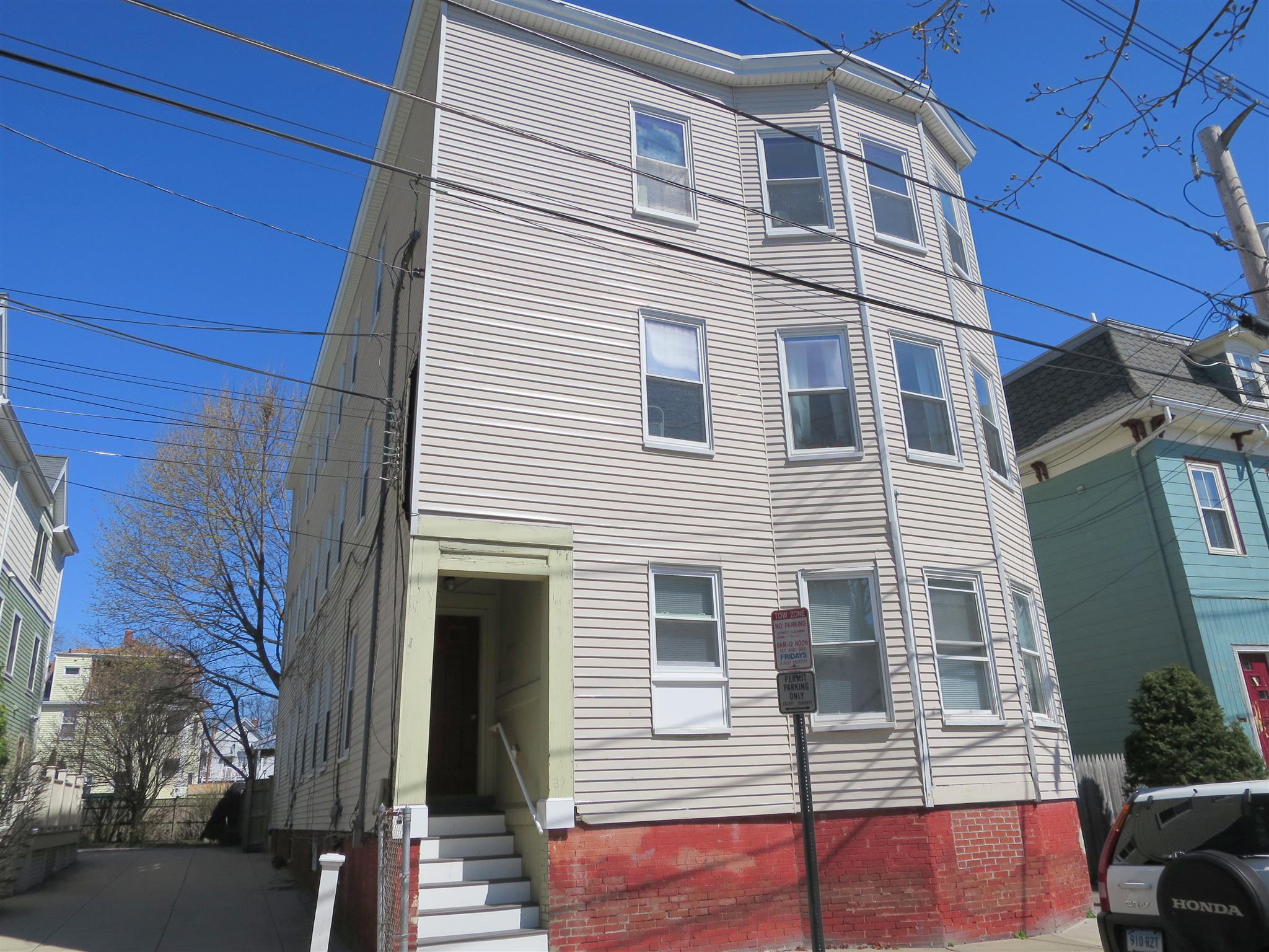2 bed, 1 bath apartment for rent at 37 Oak St Unit 1, Inman Square — photo 5 of 6