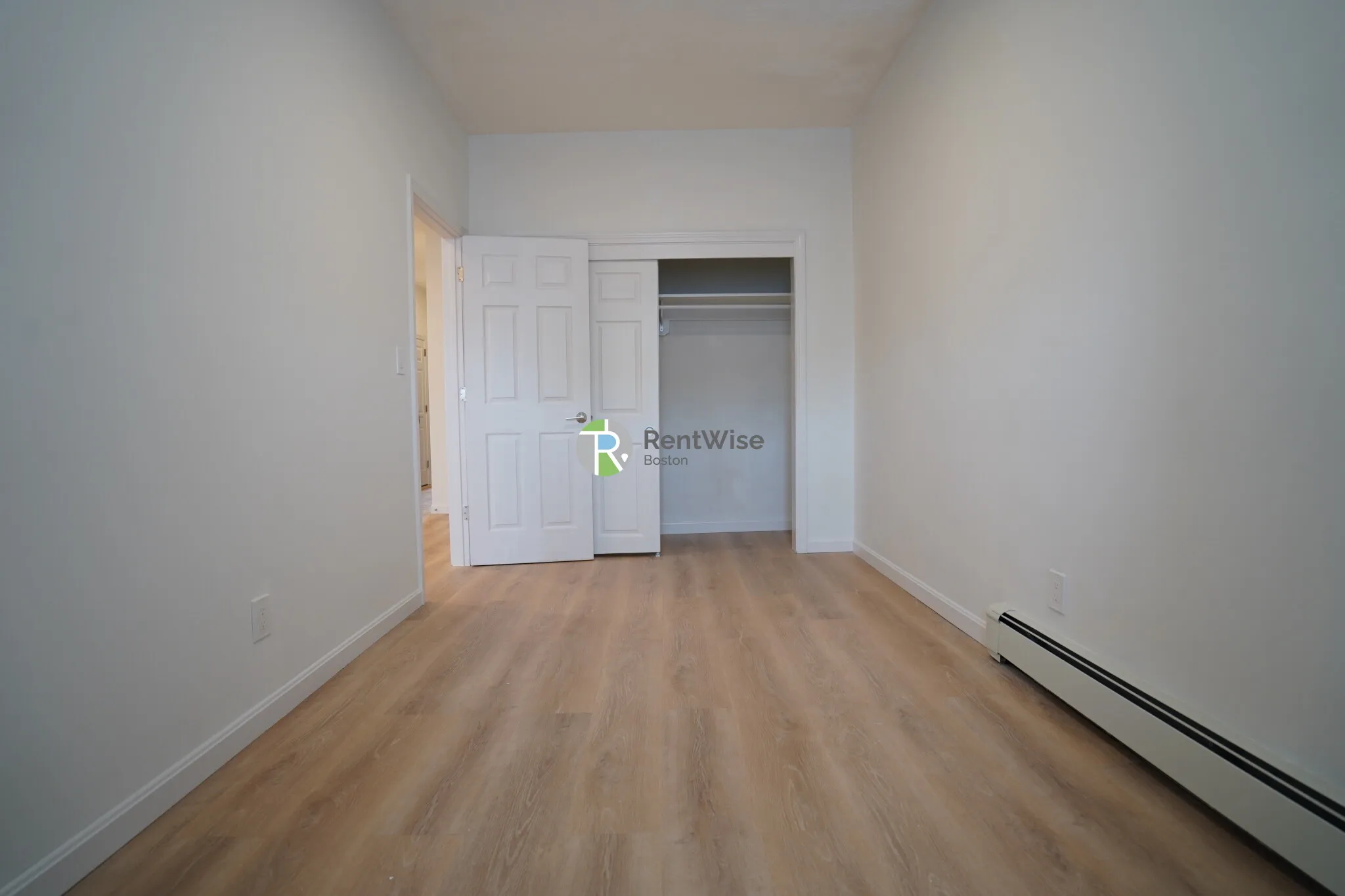 521 Massachusetts Ave, Roxbury