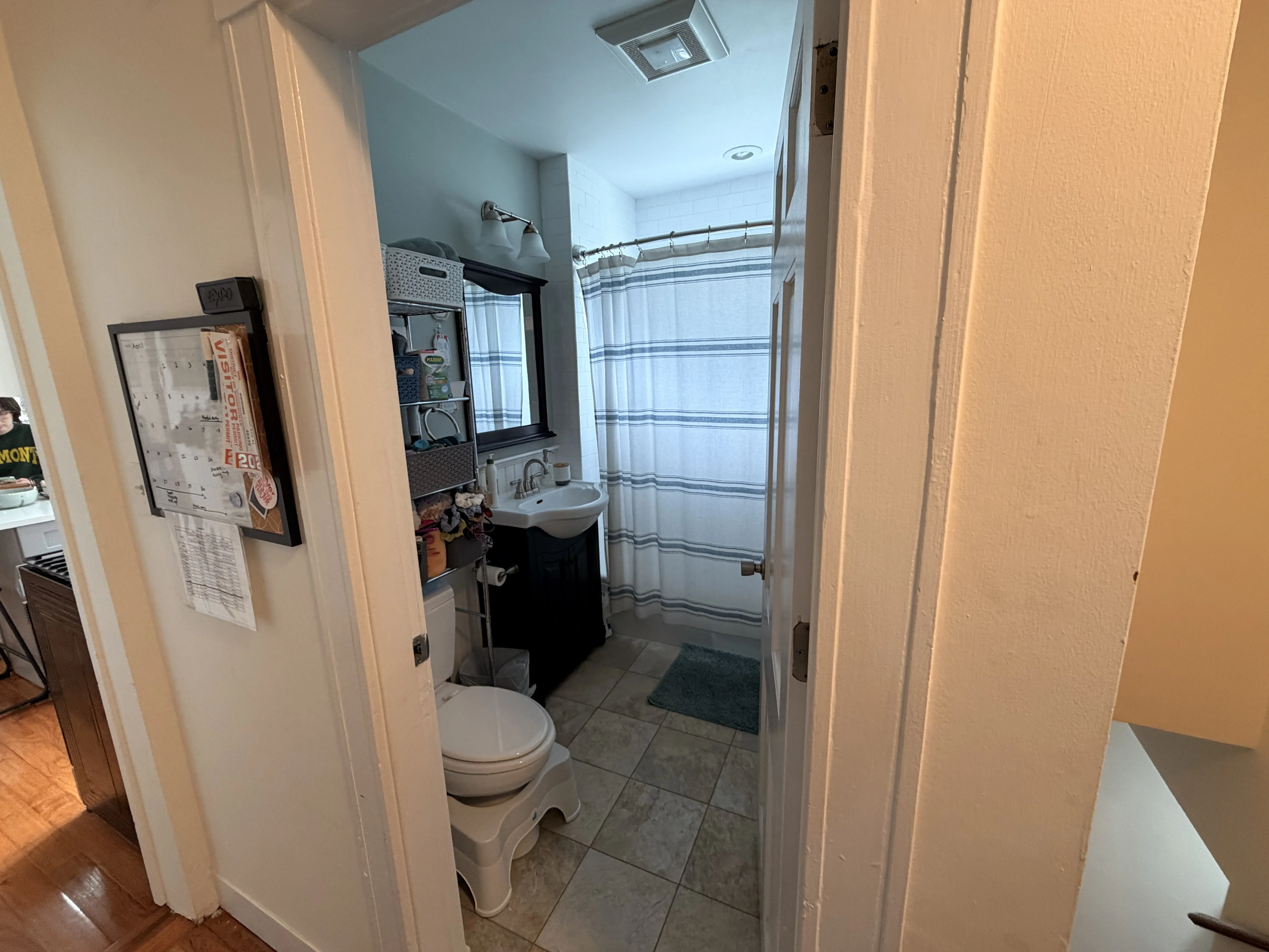 52 Raymond Ave, West Somerville