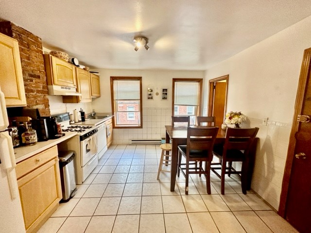 22 Thacher St, North End