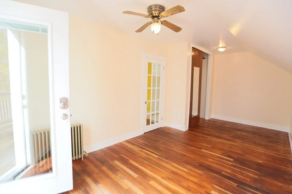 134 Baldwin, Fall River