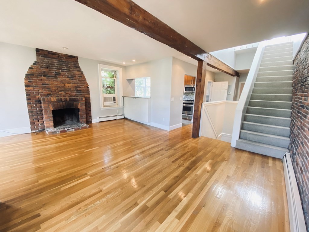 2 bed, 1 bath apartment for rent at 19 Albemarle Unit 4, Back Bay — photo 3 of 10