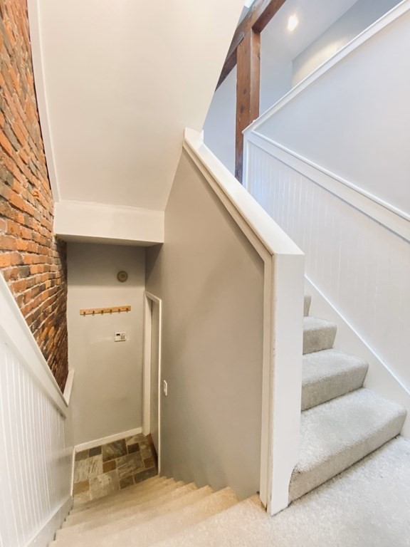 2 bed, 1 bath apartment for rent at 19 Albemarle Unit 4, Back Bay — photo 5 of 10