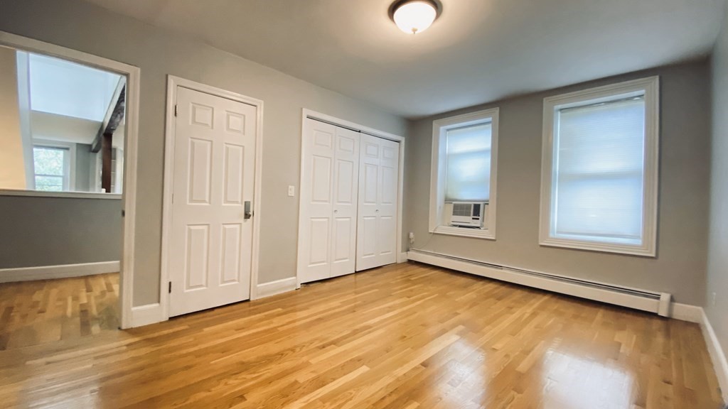 2 bed, 1 bath apartment for rent at 19 Albemarle Unit 4, Back Bay — photo 8 of 10