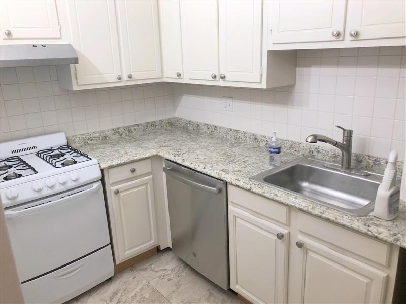 284 Harvard St, Mid-Cambridge