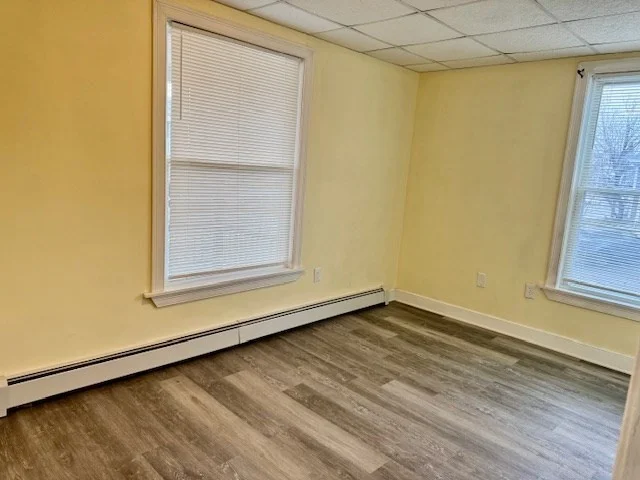 6 Harvard St, Lowell