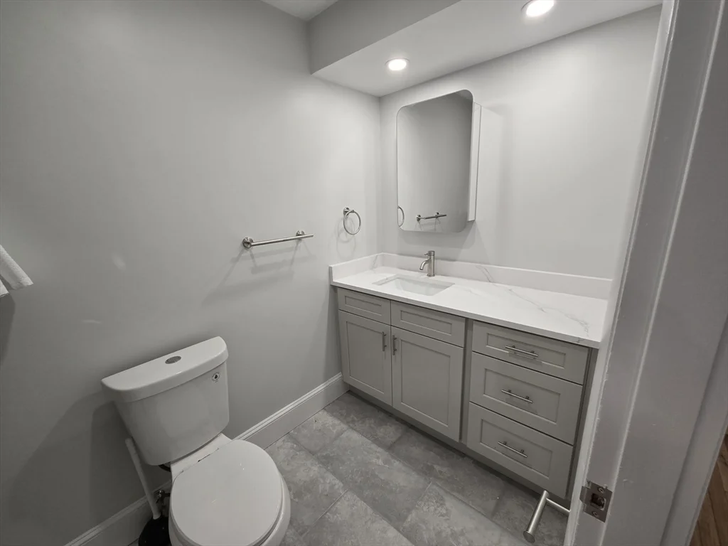 94 Beaconsfield Rd, Brookline Hills
